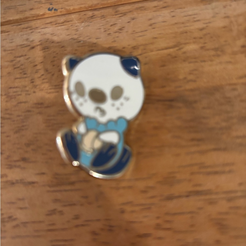 Pokemon Oshawott Enamel Collectible Pin - Picture 2 of 4
